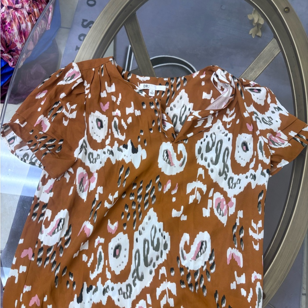 Brown Patterned Blouse And Pants Set - image 2